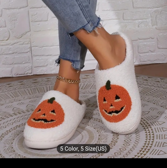 New soft Halloween Fall pumpkin slippers size 5 thru 10 available see al… - Picture 8 of 8